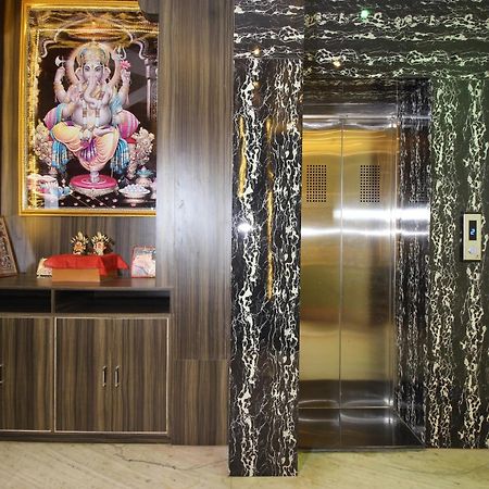 Hotel O Blue Diamond Varanasi Exterior photo