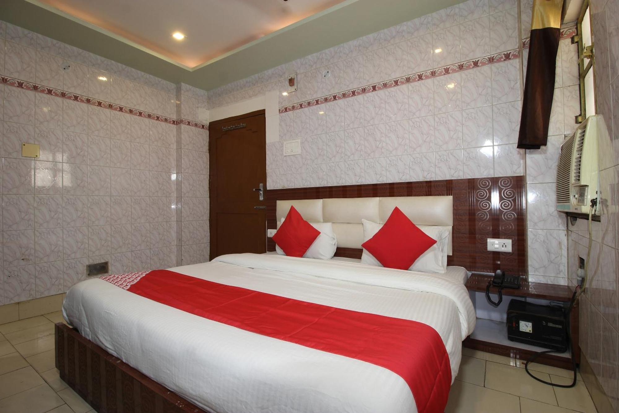 Hotel O Blue Diamond Varanasi Exterior photo